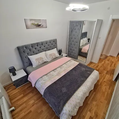 Apartment Damjan *