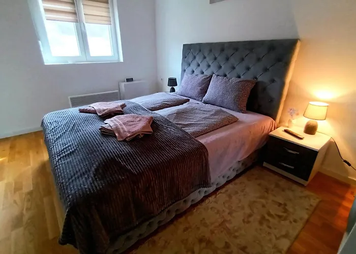 Damjan Apartamento *